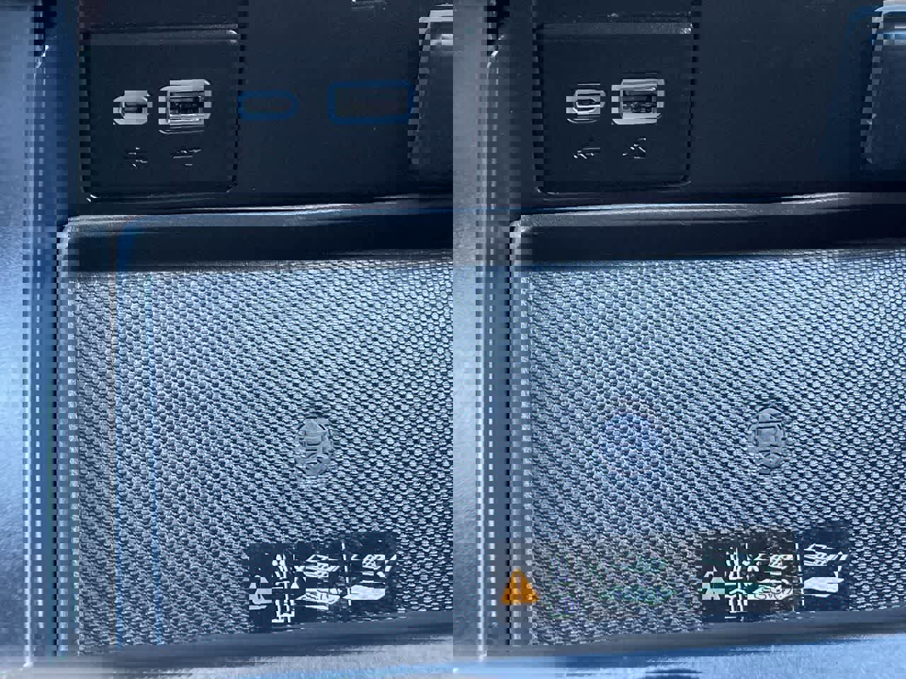 Used 2024 GMC Yukon Denali Ultimate image 30