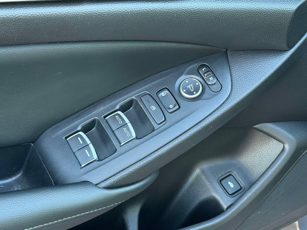 Used 2022 Honda Accord Sport image 10