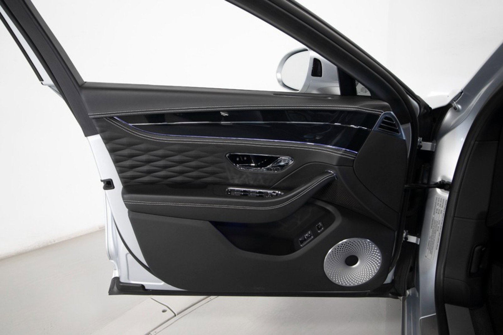 Used 2021 Bentley Flying Spur W12 w/ First Edition Specification image 37