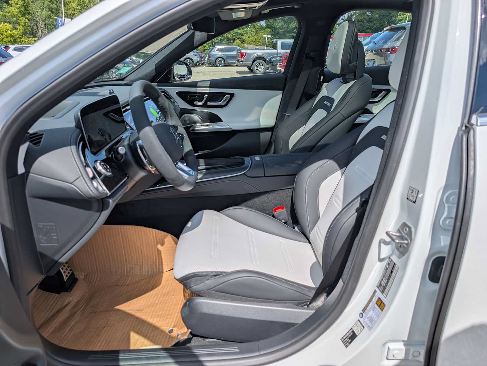 New 2027 Mercedes-Benz E 53 AMG e 4MATIC Sedan image 4