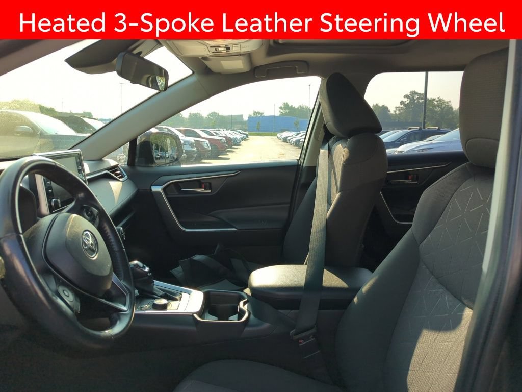 Used 2020 Toyota RAV4 XLE w/ Convenience Package AWD/4WD image 6