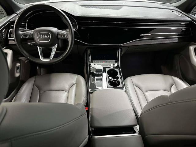 Used 2023 Audi Q7 2.0T Premium w/ Convenience Package AWD/4WD image 18