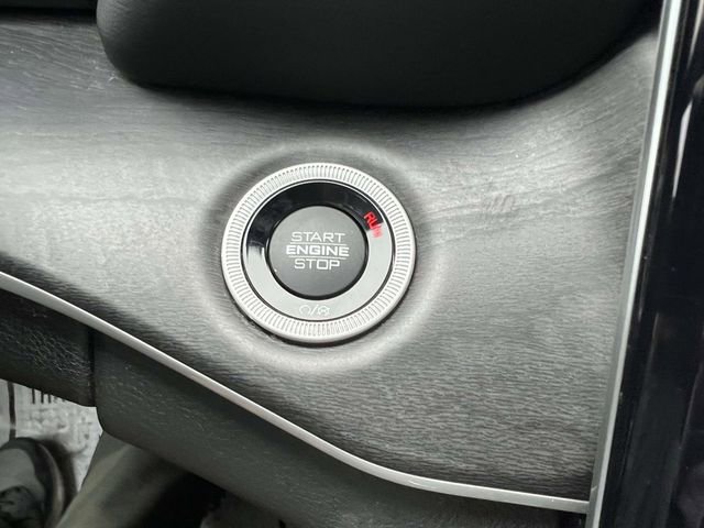 Certified 2023 Jeep Grand Cherokee Limited image 35