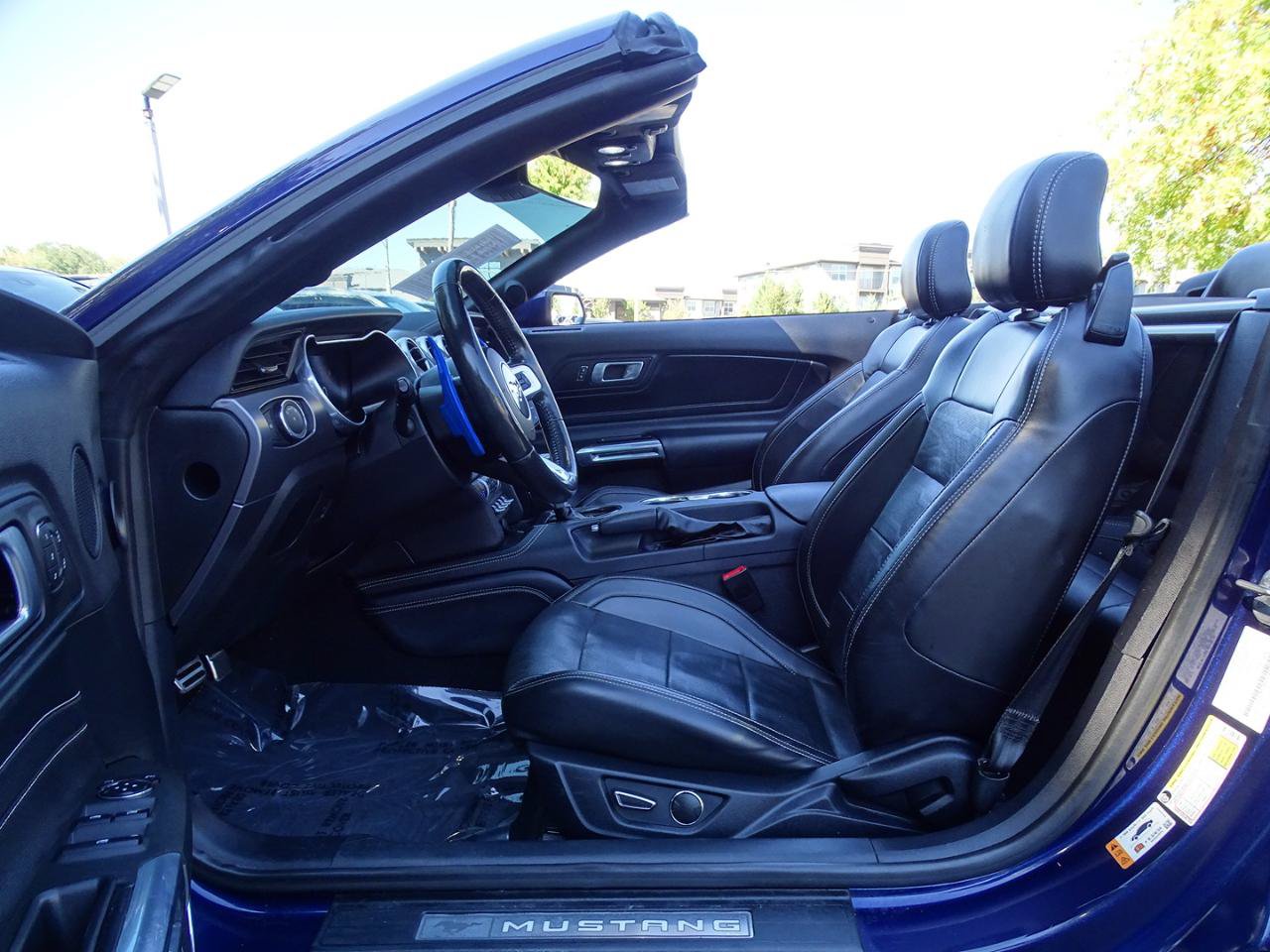 Used 2019 Ford Mustang GT Premium w/ Equipment Group 401A RWD image 24
