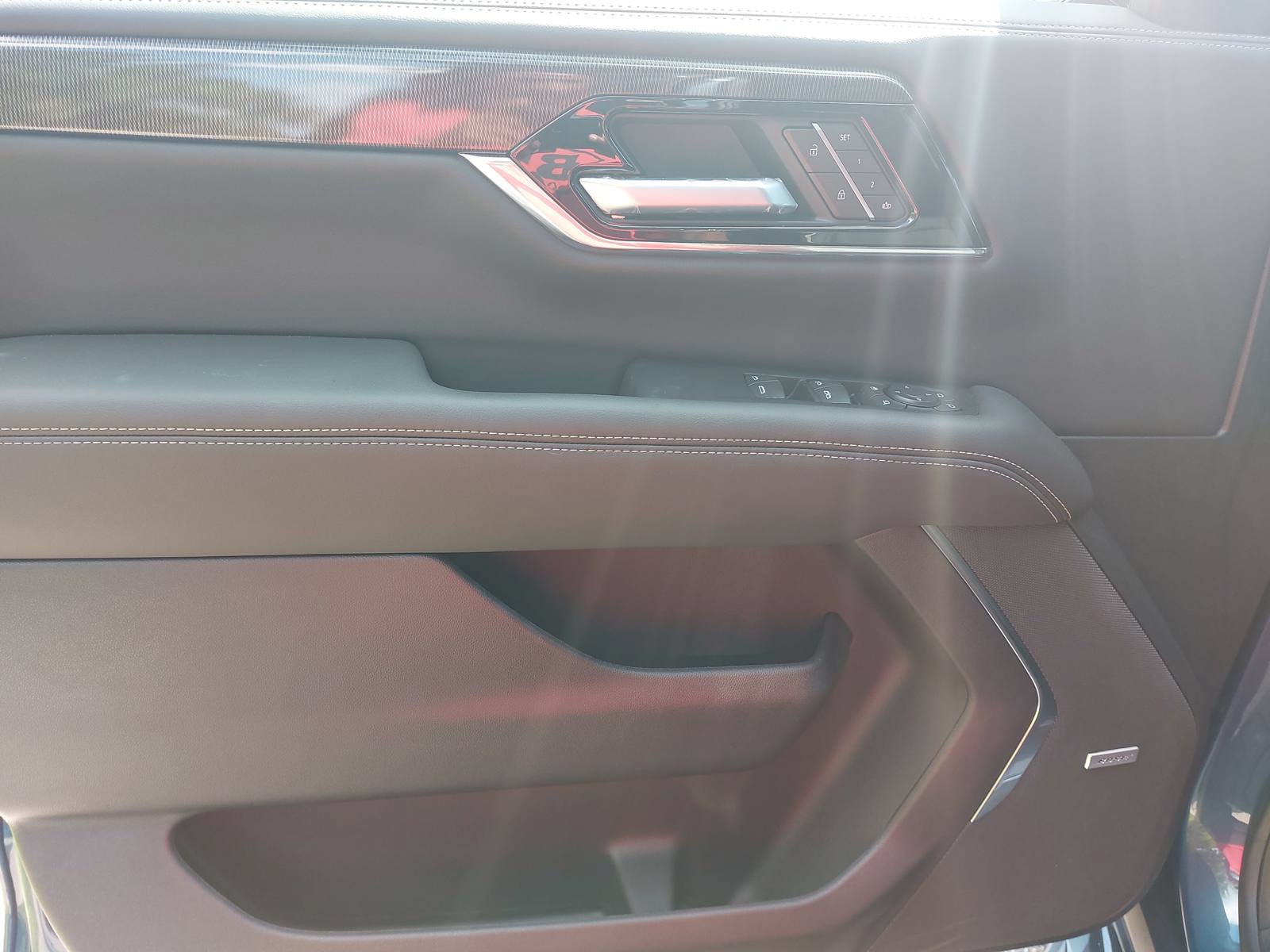 New 2026 GMC Yukon XL Elevation w/ Elevation Premium Package AWD/4WD image 28