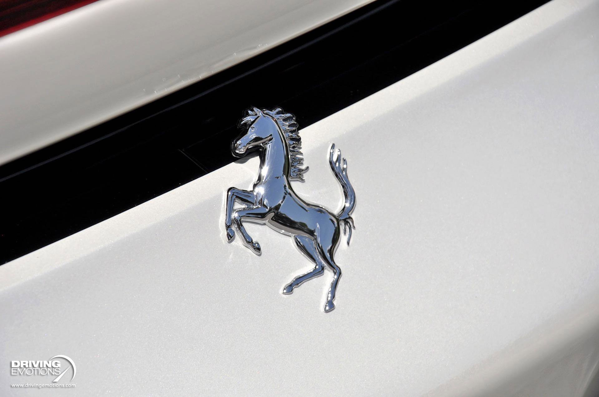 Used 2024 Ferrari SF90 Spider image 28