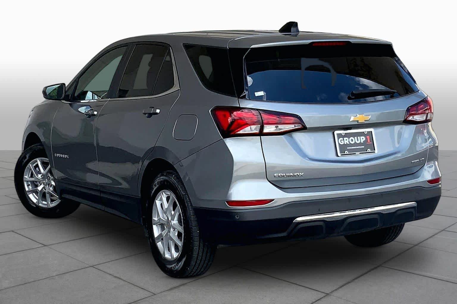 Used 2024 Chevrolet Equinox LT AWD/4WD image 12