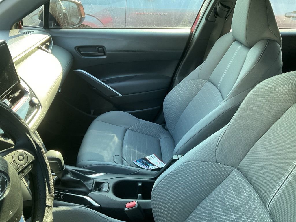 Used 2025 Toyota Corolla Cross AWD Hybrid image 10