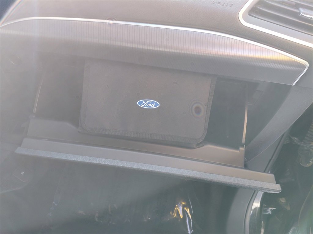 Used 2020 Ford Edge Titanium w/ Class II Trailer Tow Package image 16