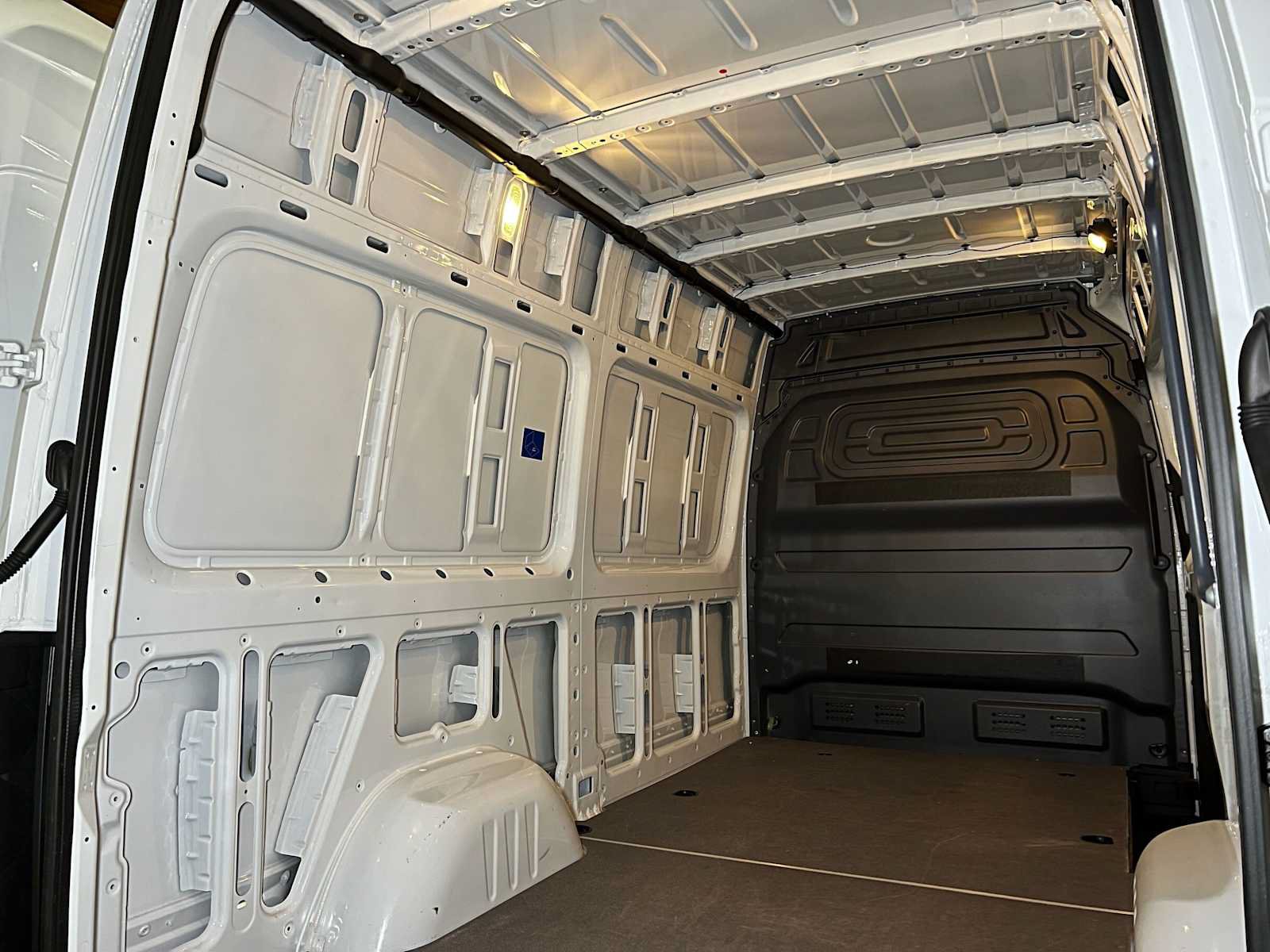 Used 2026 Mercedes-Benz Sprinter 2500 image 19