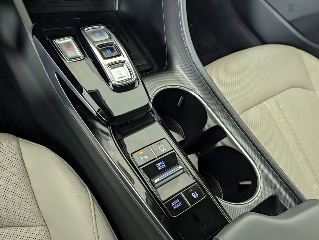Used 2021 Hyundai Sonata Limited w/ Preferred Accessory Package image 22