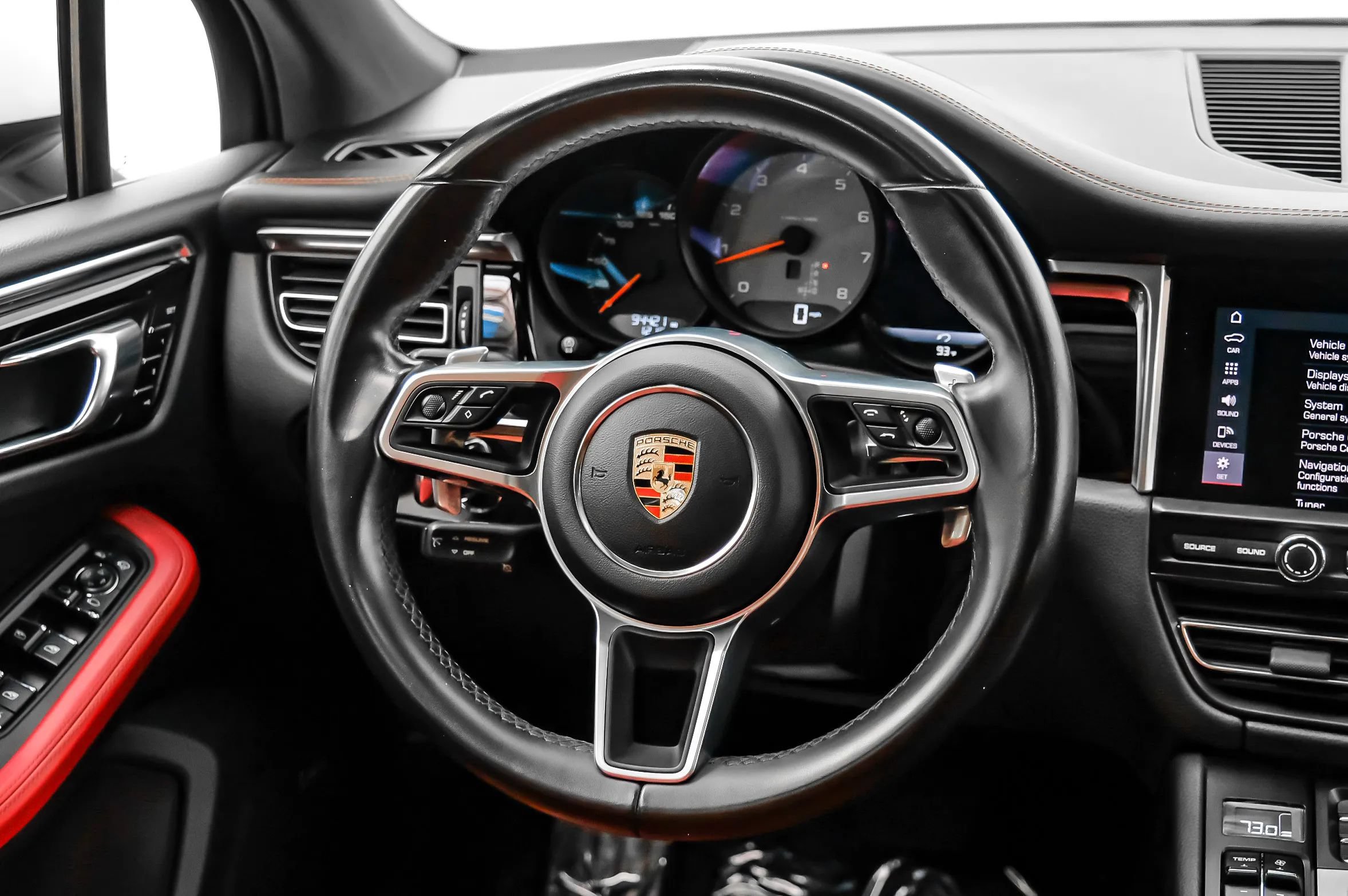 Used 2020 Porsche Macan S AWD/4WD image 14