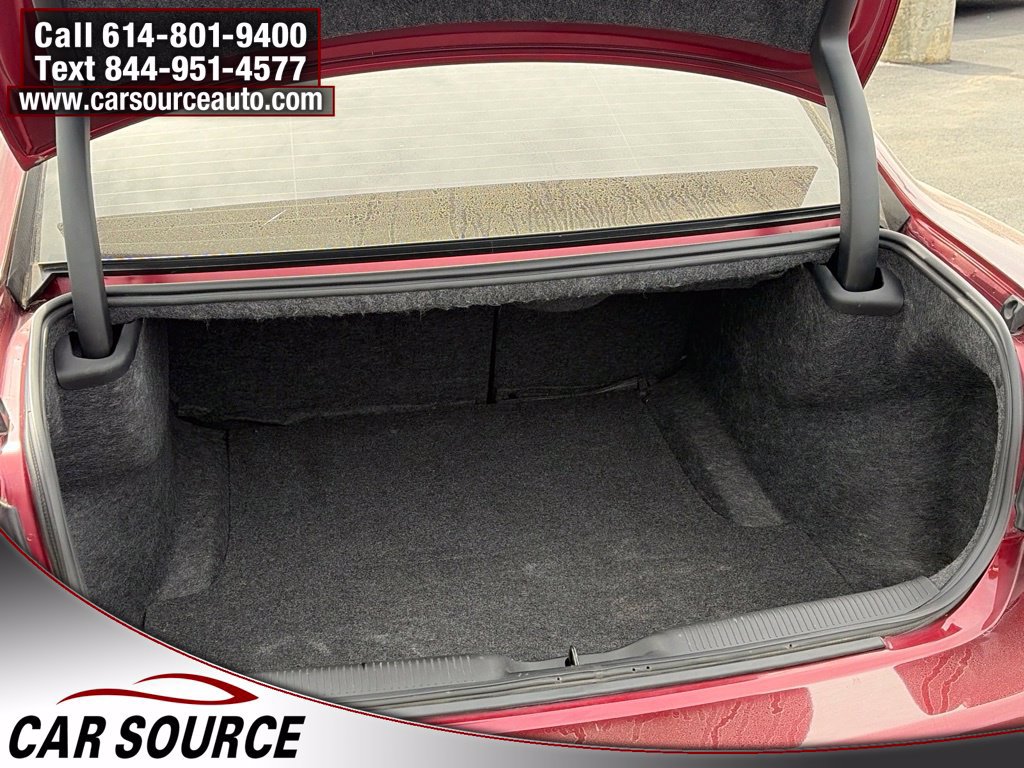 Used 2020 Dodge Charger SXT RWD image 7