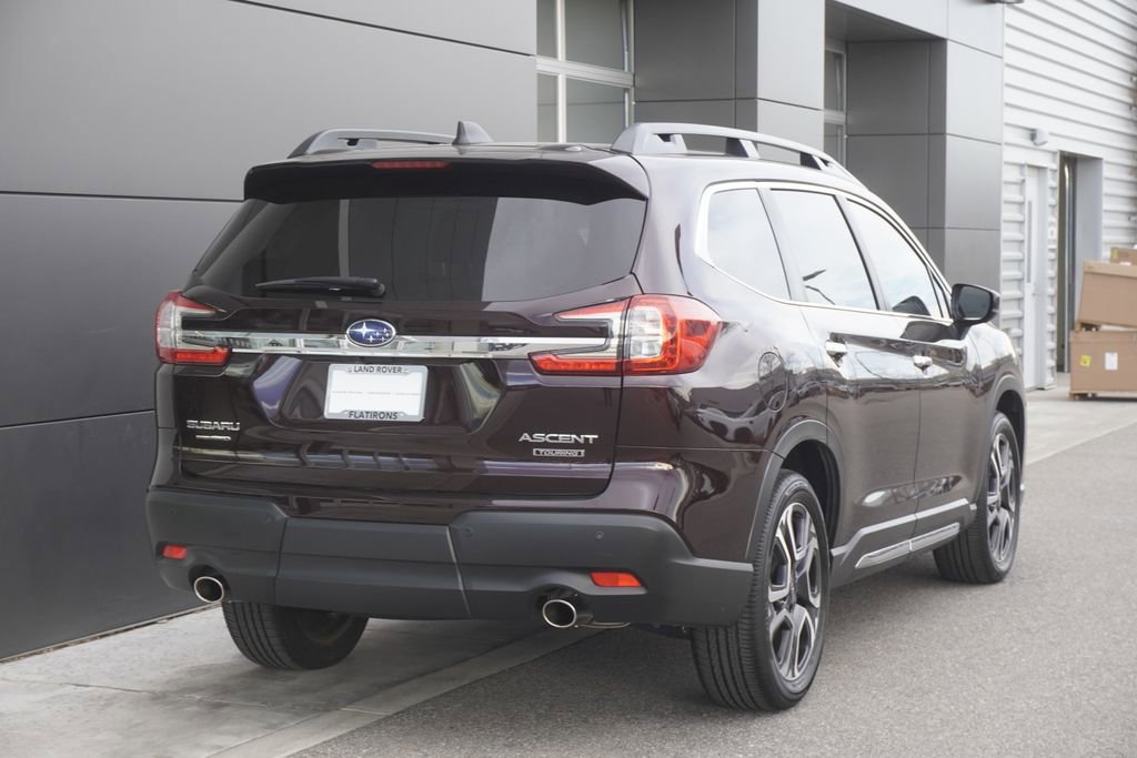 Used 2024 Subaru Ascent Touring image 2