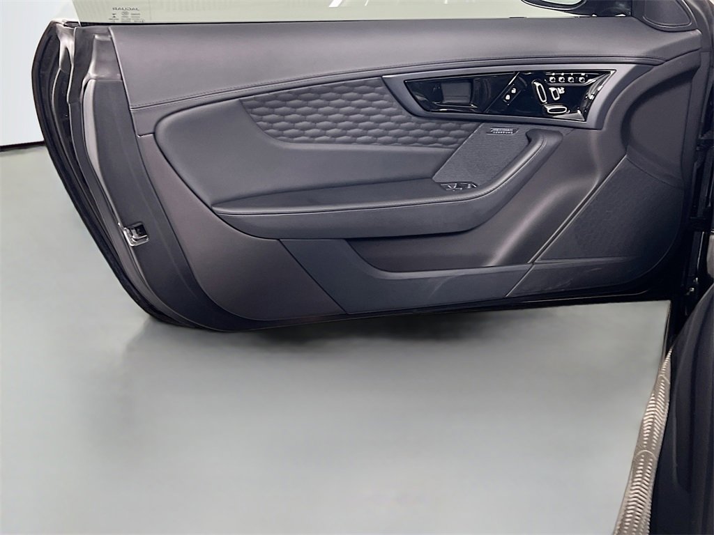 Used 2023 Jaguar F-TYPE R image 18