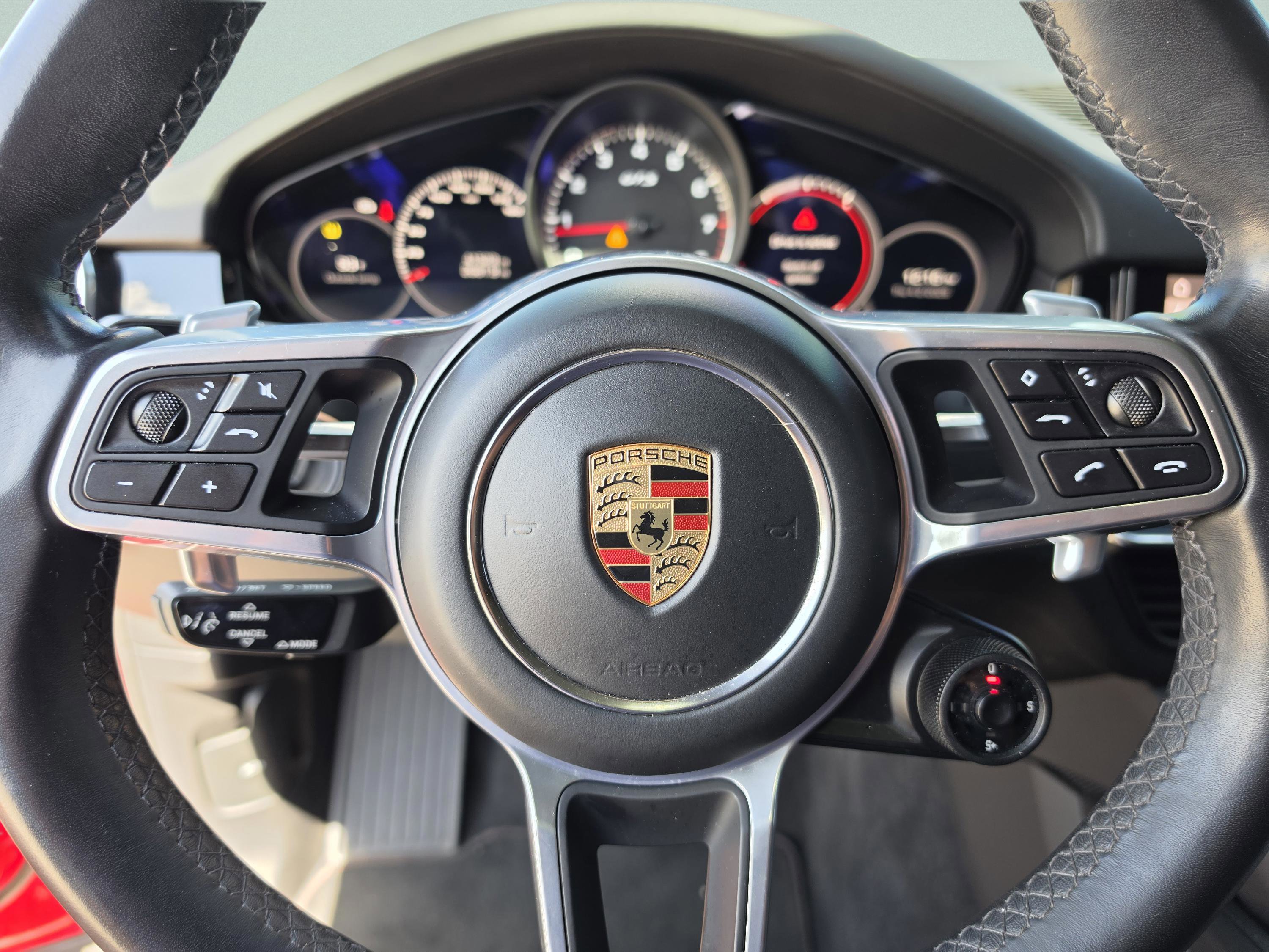 Used 2021 Porsche Cayenne GTS image 36