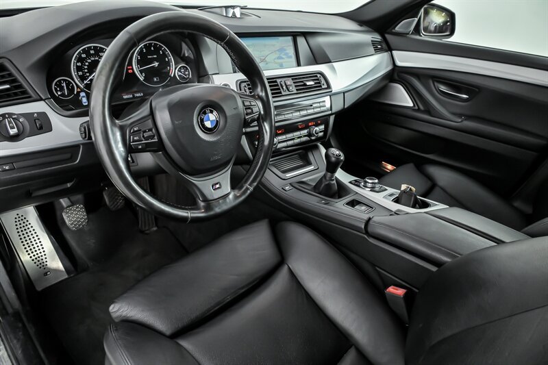 Used 2013 BMW 550i Sedan RWD image 16