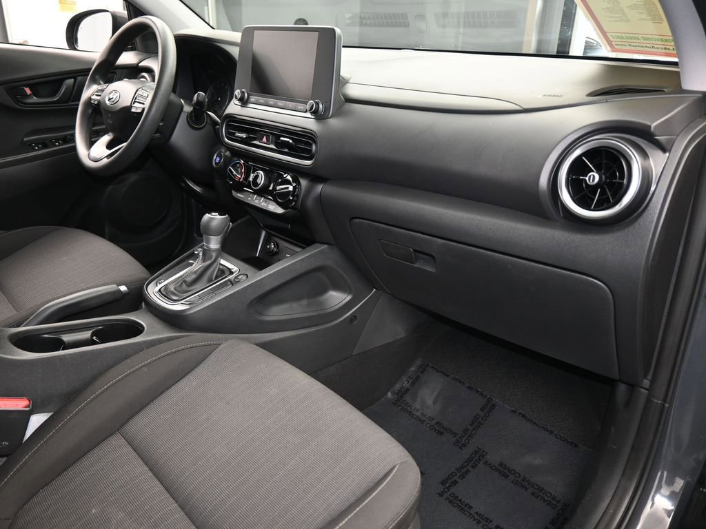 Used 2023 Hyundai Kona SEL image 45
