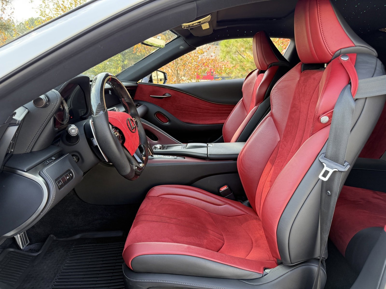 Used 2023 Lexus LC 500 Coupe w/ Sport Package image 37