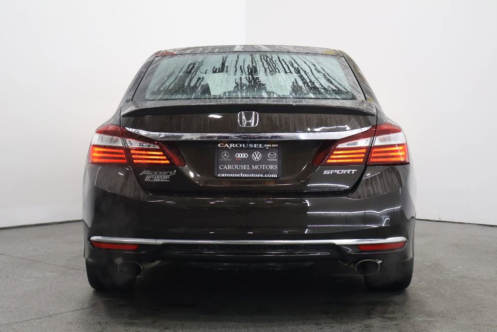 Used 2016 Honda Accord Sport image 11