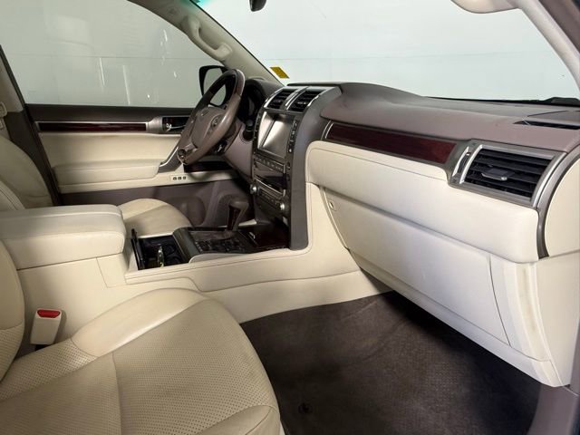 Used 2015 Lexus GX 460 Luxury image 49