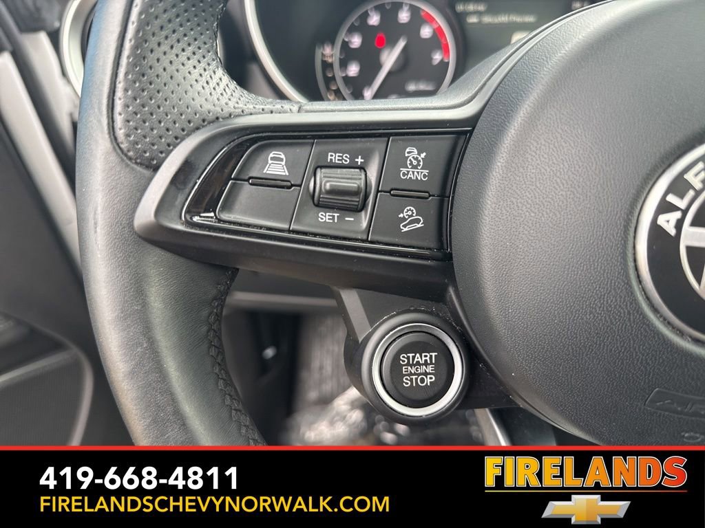 Used 2022 Alfa Romeo Stelvio Ti image 9