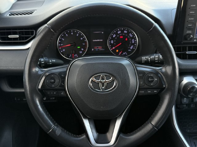 Used 2021 Toyota RAV4 XLE Premium AWD/4WD image 13