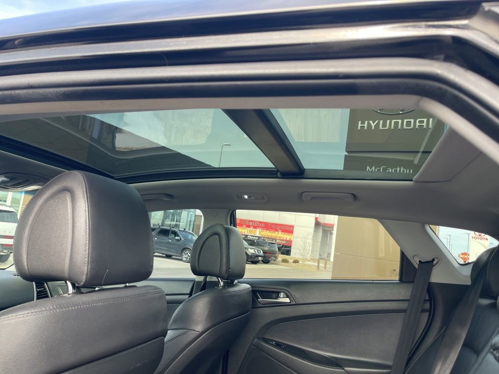 Used 2017 Hyundai Tucson Limited w/ Limited Ultimate Package 03 image 12