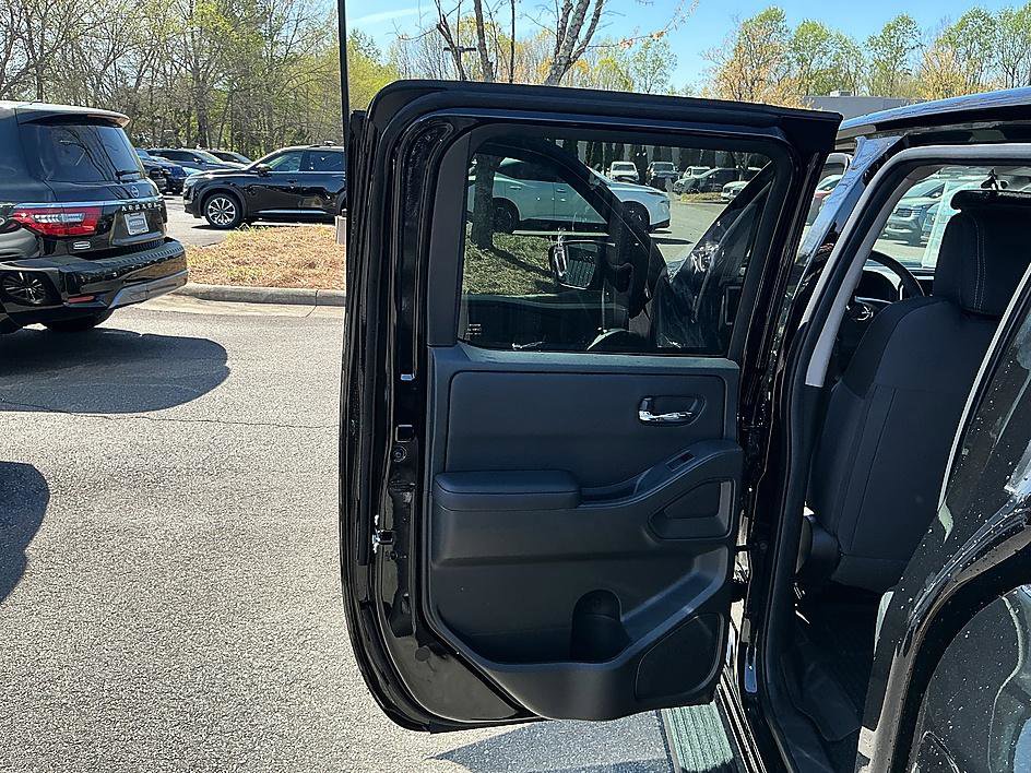 New 2026 Nissan Frontier SV image 20