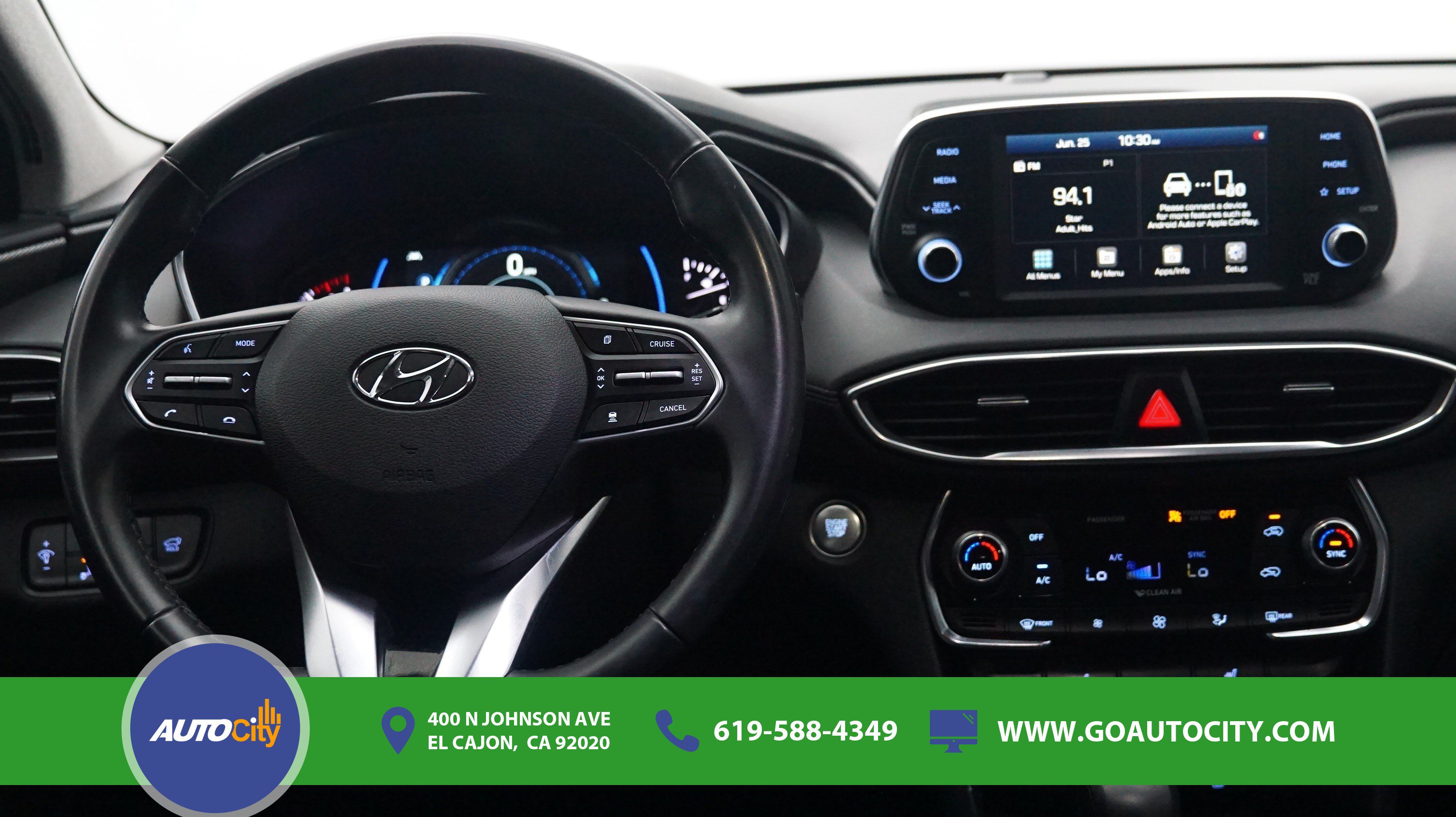 Used 2020 Hyundai Santa Fe SEL w/ Convenience + Premium Package FWD image 5