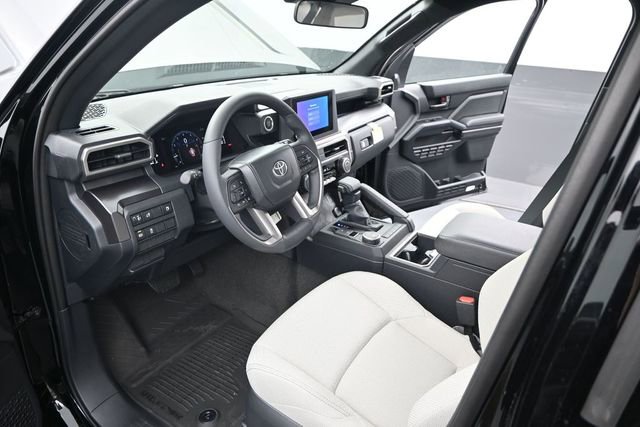 New 2026 Toyota 4Runner SR5 RWD image 4