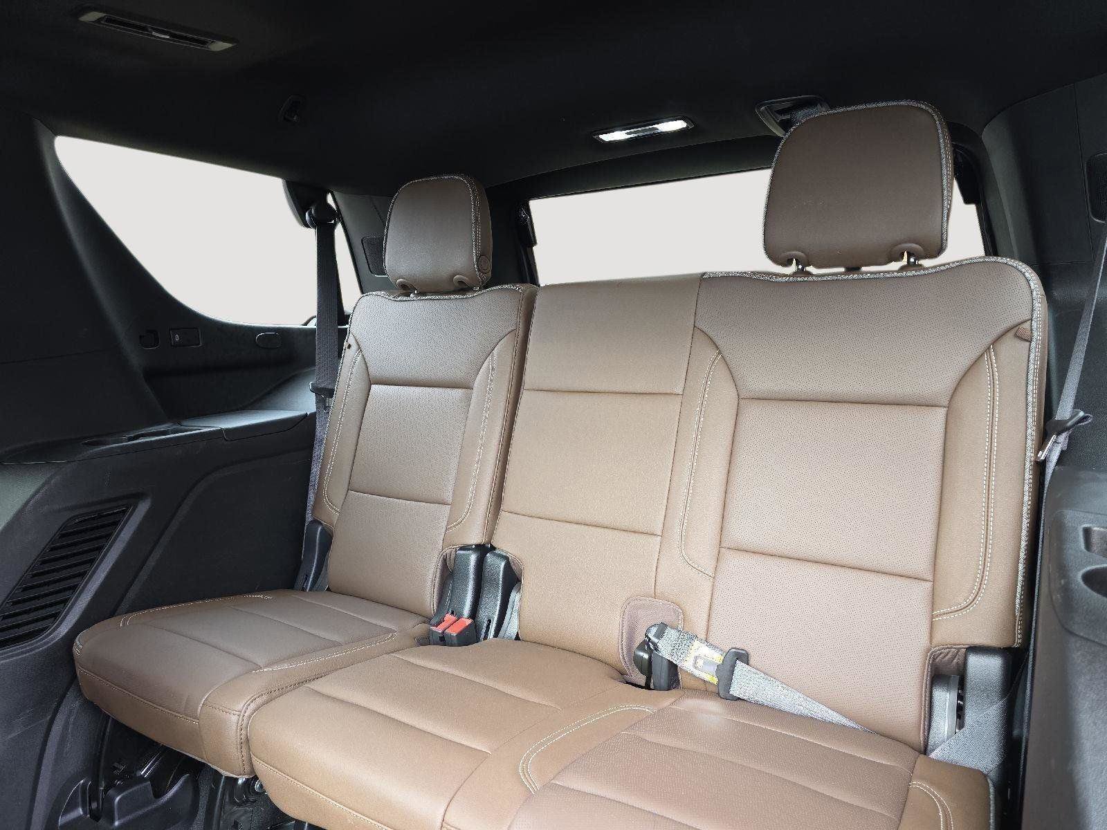 Used 2024 Chevrolet Tahoe High Country image 10