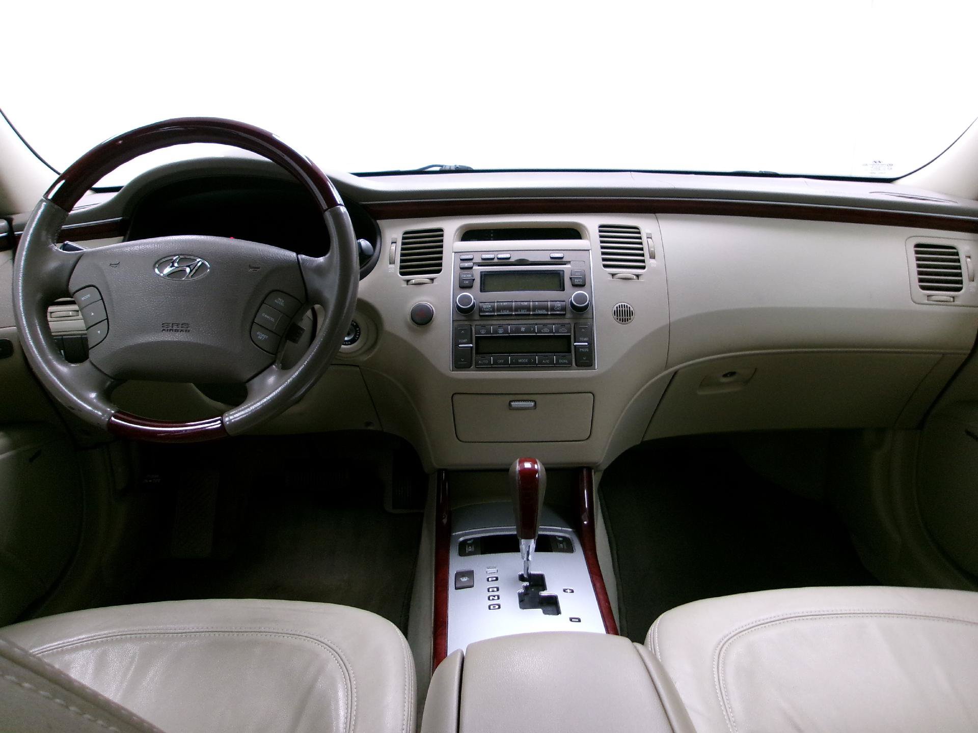 Used 2008 Hyundai Azera Limited FWD image 7