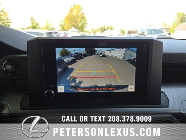 Used 2024 Toyota Tacoma SR5 AWD/4WD image 17