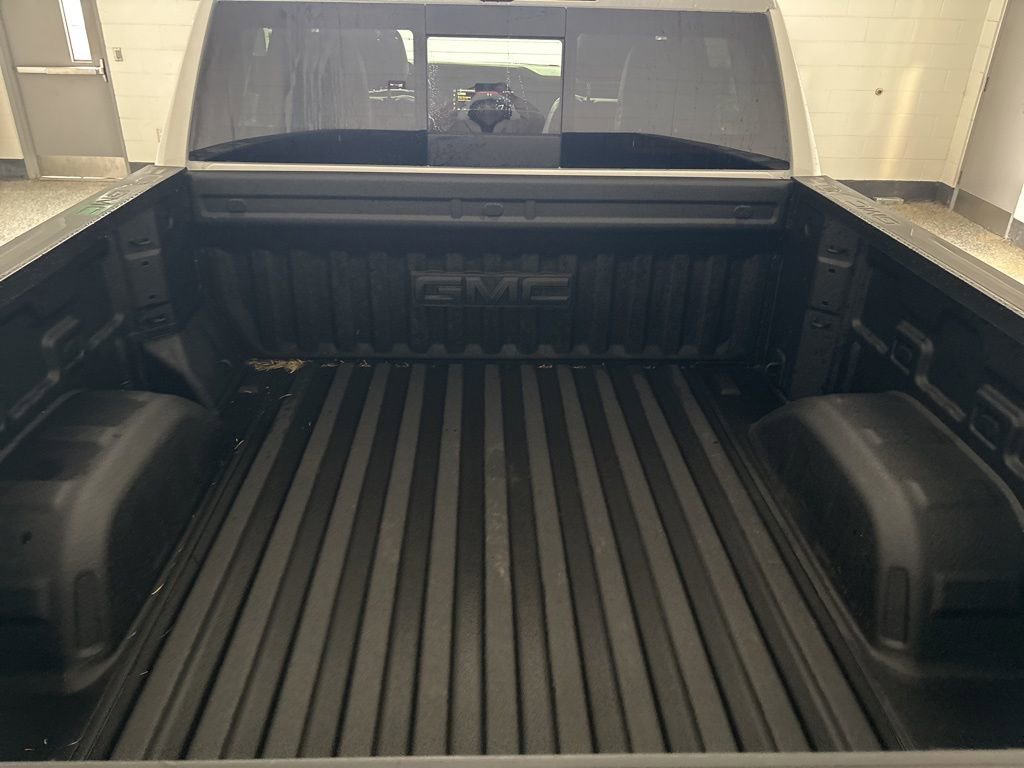 Used 2026 GMC Sierra 1500 AT4 w/ AT4 Premium Package image 6