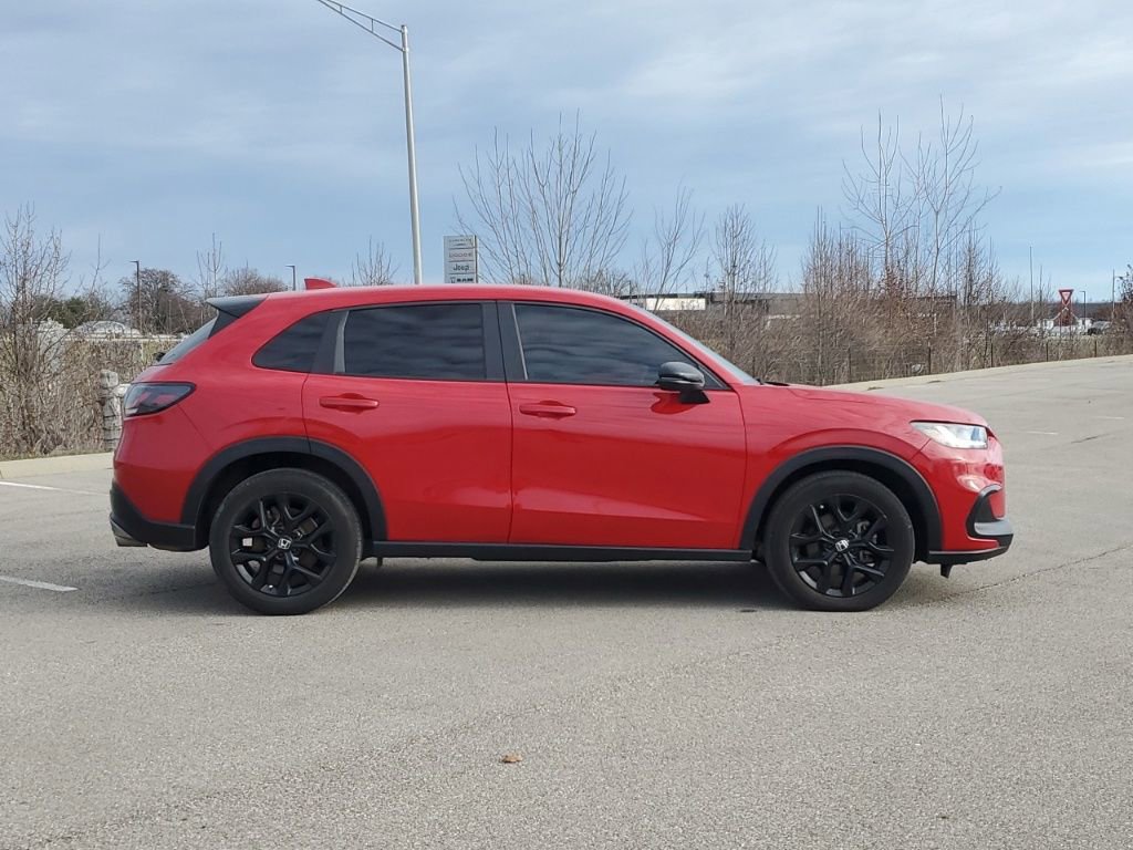 Used 2024 Honda HR-V Sport image 8