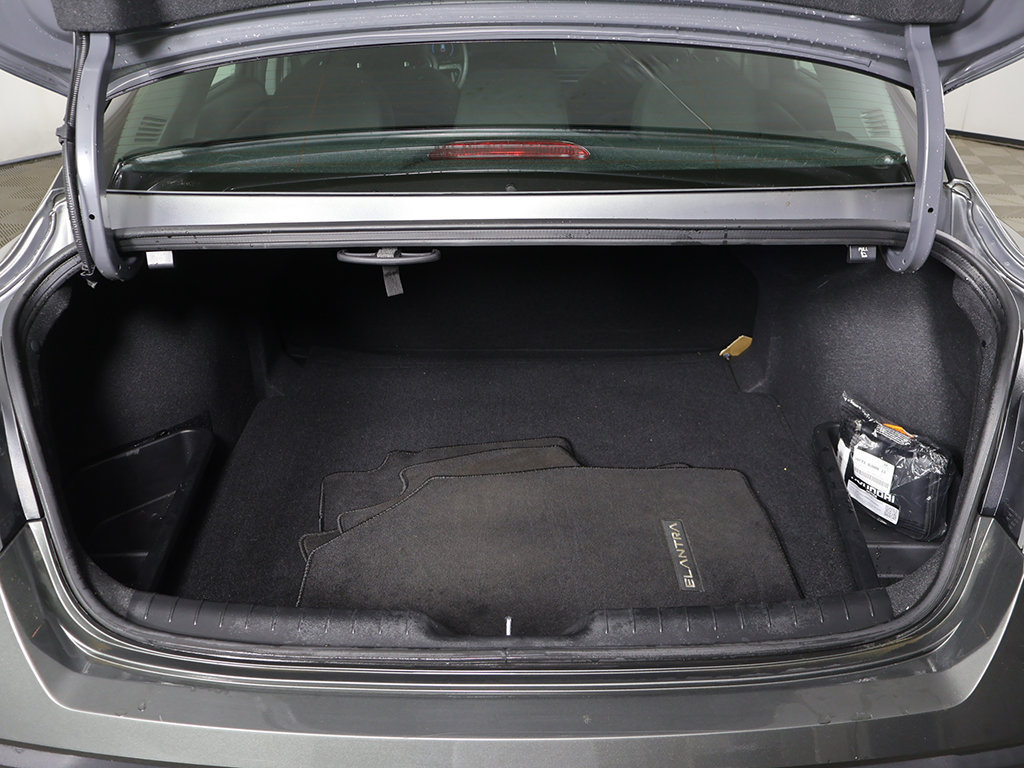 Certified 2024 Hyundai Elantra SEL FWD image 15