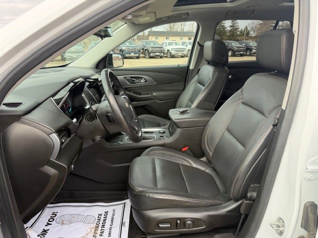 Used 2019 Chevrolet Traverse Premier w/ Redline Edition AWD/4WD image 11
