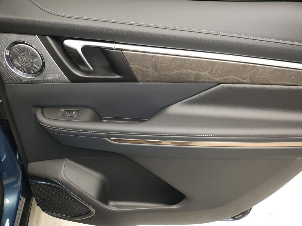 New 2026 Buick Enclave Avenir w/ Super Cruise Package image 15