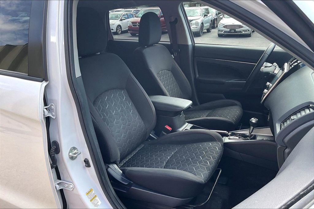 Used 2022 Mitsubishi Outlander Sport LE AWD/4WD image 7
