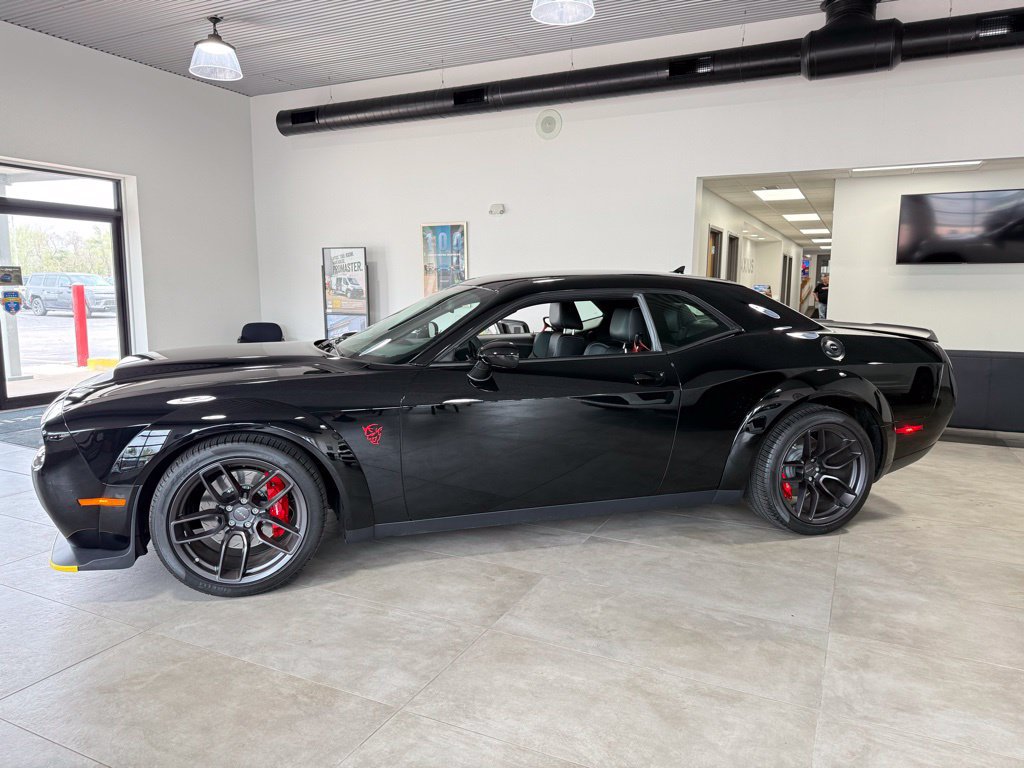 Used 2018 Dodge Challenger SRT Demon RWD image 4