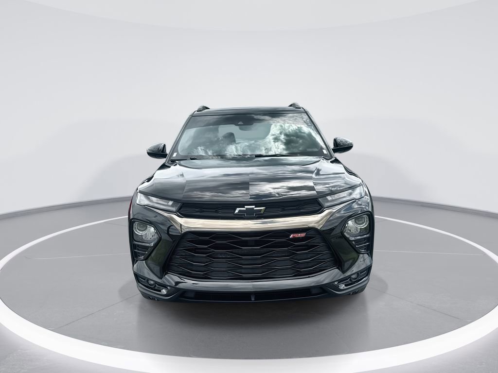 Used 2022 Chevrolet TrailBlazer RS w/ Technology Package AWD/4WD image 3