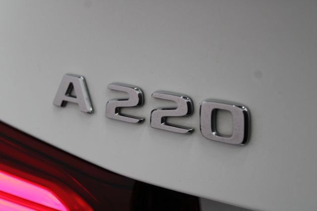 Used 2019 Mercedes-Benz A 220 4MATIC image 8