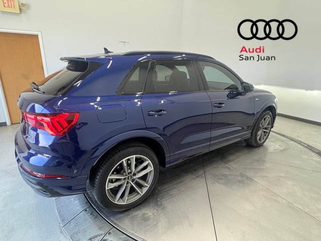 Certified 2025 Audi Q3 2.0T Premium w/ Convenience Package AWD/4WD image 37