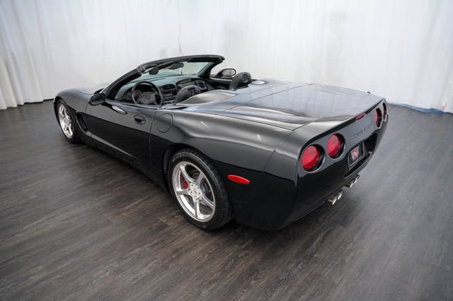 Used 2000 Chevrolet Corvette Convertible w/ Memory Pkg RWD image 11