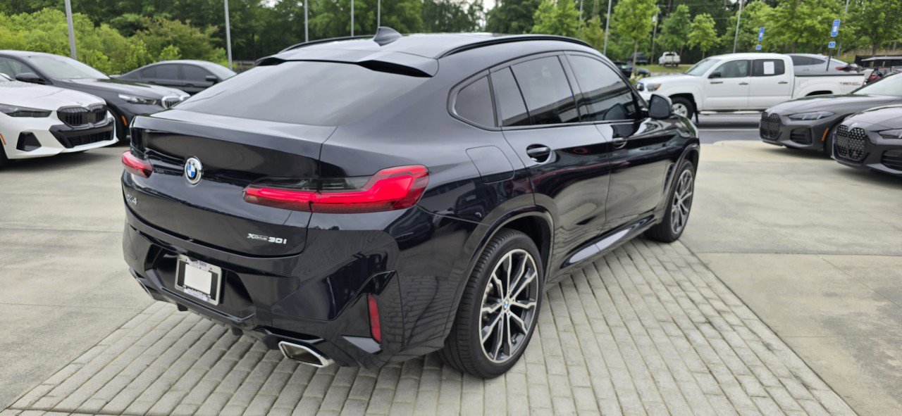 Certified 2022 BMW X4 xDrive30i w/ M Sport Package 2 AWD/4WD image 5
