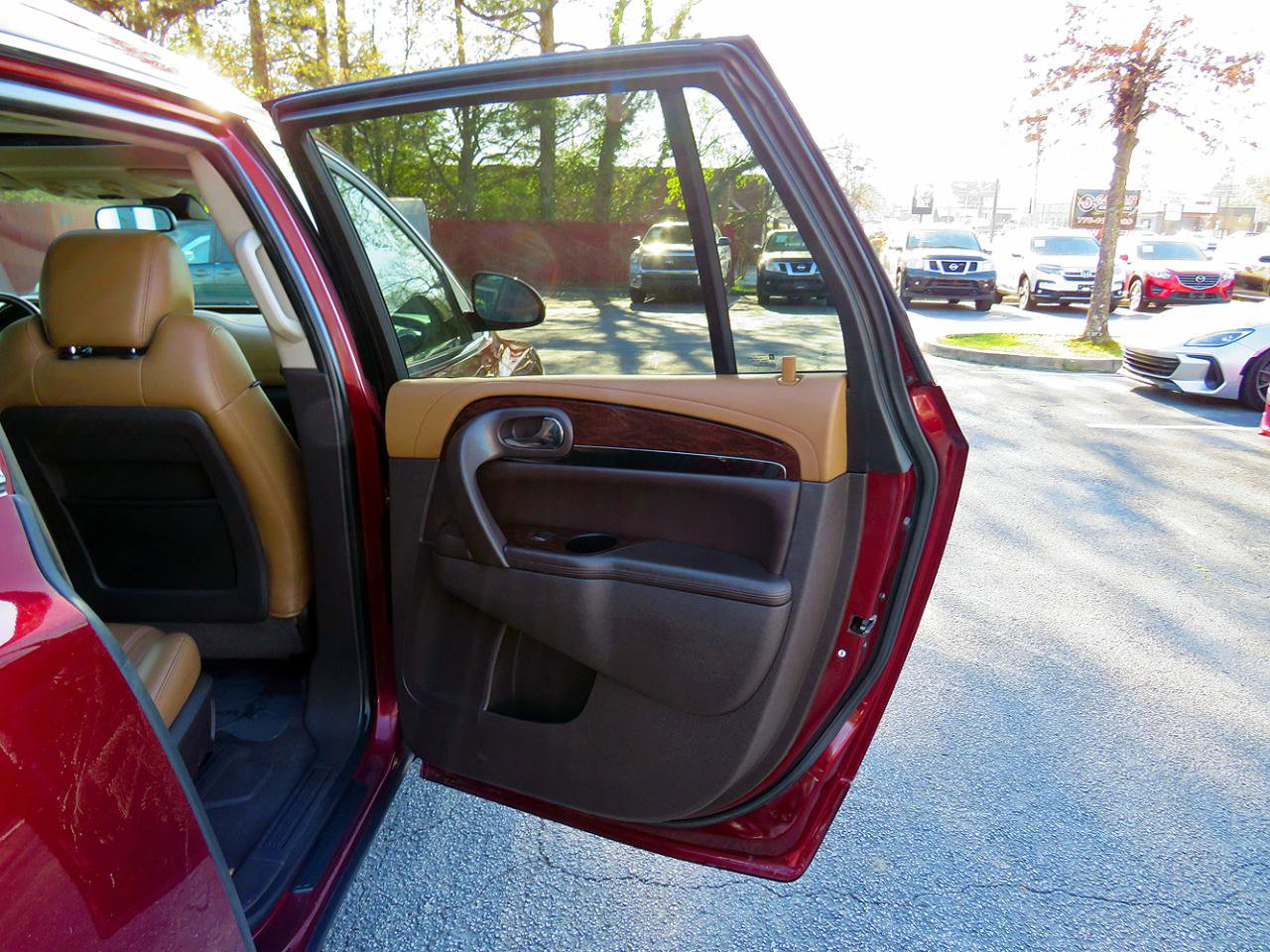 Used 2017 Buick Enclave Premium w/ Experience Buick Package image 35