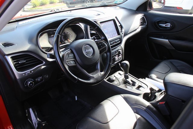 Used 2021 Jeep Cherokee Latitude Lux w/ Sun & Sound Group image 3