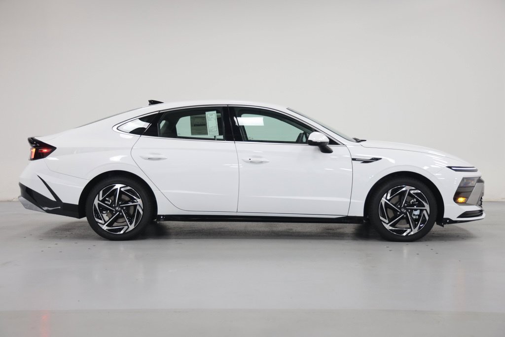 New 2026 Hyundai Sonata SEL AWD/4WD image 7
