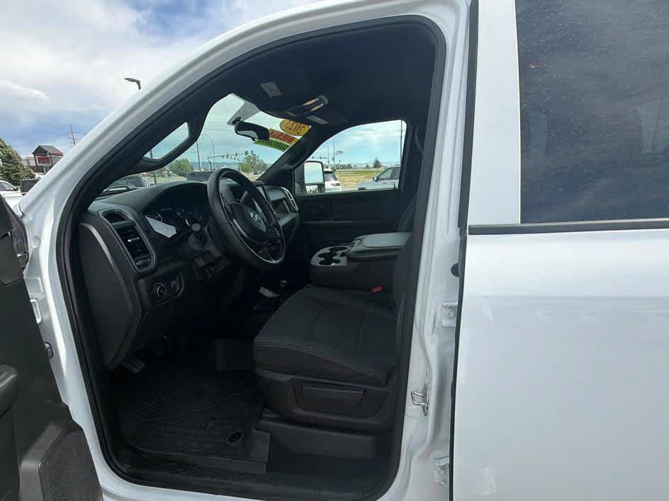 Used 2023 RAM 3500 Tradesman AWD/4WD image 13
